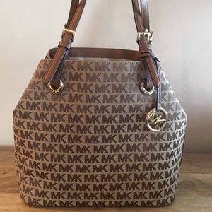 Michael Kors Handbag Jacquard Voyager Tote